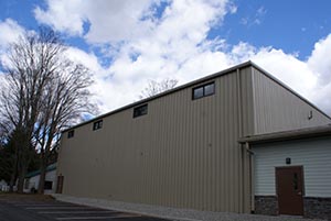  erects the First Baptist Church in Walton