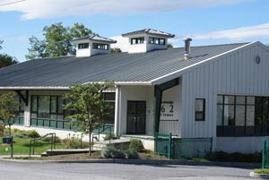 -Steel Office Building Bedford